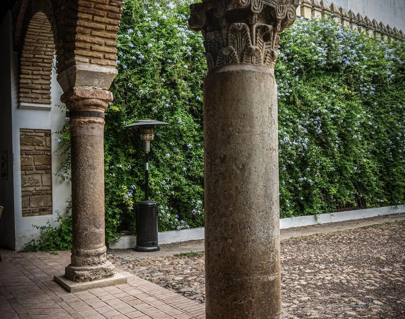 Palacio De Los Angulo Casa Historica En El Centro De قرطبة