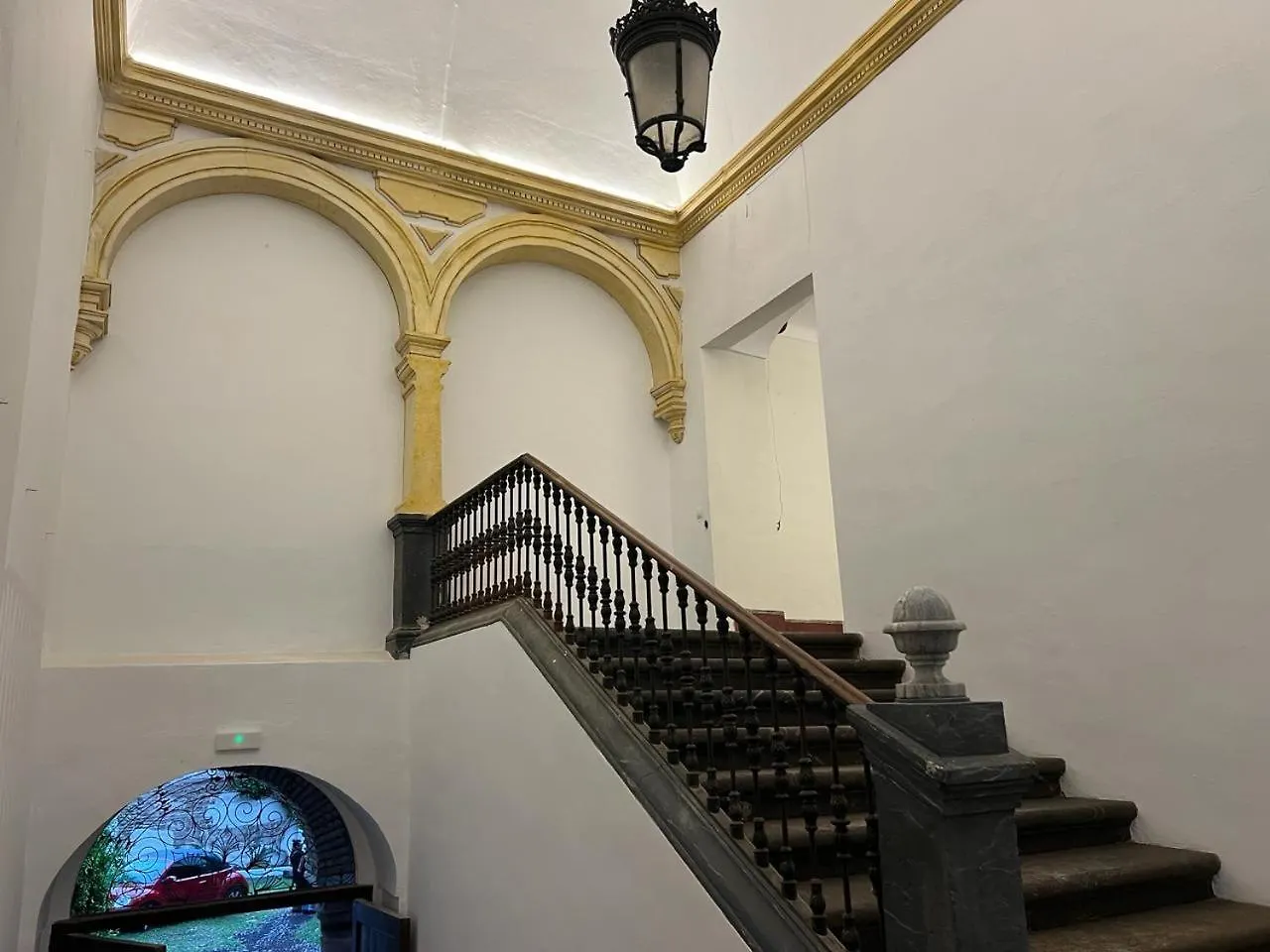 Palacio De Los Angulo Casa Historica En El Centro De قرطبة